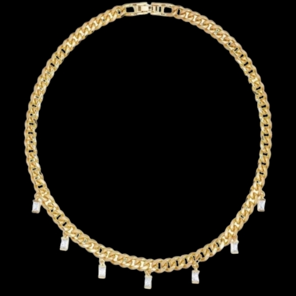 Luxury & Elegant Macy's Emerald-Cut Cubic Zirconia Link Necklace. - Picture 4 of 12
